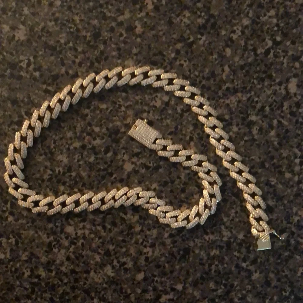 Gold chain - Picture 2 of 2